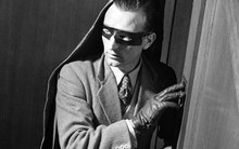 Tuyệt đối đừng coi thường những người đứng sau, chỉ lơ là 1 giây, chúng ta sẽ không biết mình "ngã chết" như thế nào