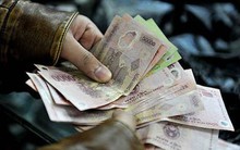 Phạt tiền chồng cấm vợ về nhà ngoại ăn Tết và những chuyện khiến nhiều người bật cười nhưng là quy định nghiêm túc của pháp luật