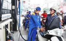 Giá xăng, dầu đồng loạt được điều chỉnh giảm nhẹ kể từ 15 giờ chiều nay