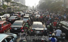 Nỗi khổ của người dân Hà Nội khi qua Ngã Tư Sở mỗi sáng đầu tuần