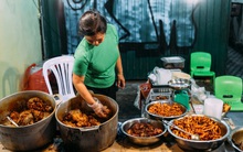 Quán cá kho nức tiếng, khách mua vài triệu một lúc là thường ở chợ Hàng Bè và chuyện giờ mới bật mí phía sau cái tiếng “bán cá mà kiêu”