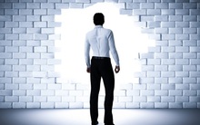 4 sai lầm đặc trưng mà hầu hết người quản lý mới đều mắc phải: Đọc ngay để học cách thay đổi và nhanh chóng “thu phục” nhân viên dưới trướng bạn