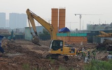 Dự án The Lotus Center thi công không phép, rao bán rầm rộ