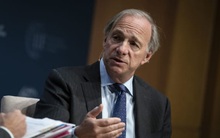 Ông trùm đầu cơ Ray Dalio: "Thế giới đã phát điên và toàn bộ hệ thống đang sụp đổ"