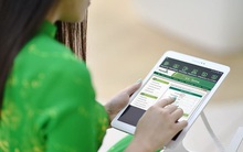 Có nên cho phép phong tỏa tài khoản lấy lại tiền cho khách khi chuyển nhầm tài khoản?