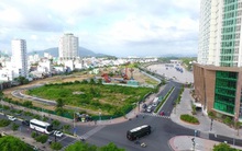 Trước khi cựu Tổng giám đốc Sông Đà Nha Trang bị bắt, 3 lô đất vàng dự án Cồn Tân Lập đã được chuyển nhượng cho một đại gia “bí ẩn”