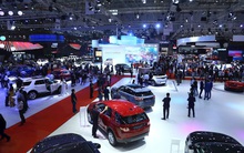 Xe ô tô nội giảm giá vẫn chật vật vì xe nhập khẩu ào ạt tràn vào