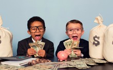 8 cách dạy con thành tài của bậc cha mẹ thông minh: Không phải để lại núi vàng, hãy giúp con có tư duy và trở thành "doanh nhân nhí" ngay từ bây giờ
