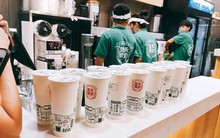 Trà sữa nướng Trung Quốc gây sốt, khách muốn uống phải đặt trước vài ngày, dân buôn được thể hét giá 80.000 đồng/cốc