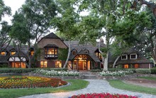 Hình ảnh đầy mê hoặc của trang trại được ví như xứ sở thần tiên trong chuyện cổ Disney, nơi "ông hoàng nhạc Pop" từng bỏ hàng triệu USD để sở hữu