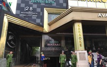Hiện trường vụ cháy tổ hợp khách sạn, quán bar, karaoke ở TP Vinh