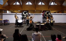 Có gì ở ngôi làng Nhật Bản nơi tỉ lệ chọi còn "khó nhằn" hơn cả ĐH Harvard: Rèn luyện khắc khổ như samurai, tất cả để giữ hồn cho tiếng trống thiêng liêng này!