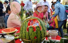 Đặc sắc Lễ hội dưa hấu lần đầu tiên ở Việt Nam