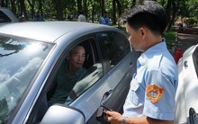 Thất thoát phí đậu xe ôtô nghiêm trọng, TPHCM thay lực lượng thu phí