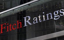 Fitch nâng triển vọng xếp hạng tín nhiệm đồng Việt Nam từ Ổn định lên Tích cực