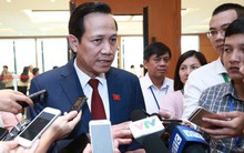 'Không có chuyện tăng tuổi hưu để quan chức giữ ghế làm việc'