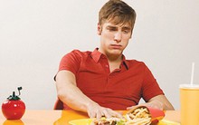 Nếu có 5 triệu chứng bất thường này sau khi ăn: Phải đi khám nội tạng càng sớm càng tốt