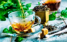 Thanh xuân như một ly trà, pha xong một ấm hết cả thanh xuân: Học nghệ nhân cách pha trà ngon mê ly, đơn giản ai cũng làm được