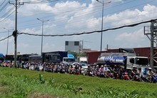 Cửa ngõ Đông Sài Gòn kẹt xe nửa ngày vẫn chưa thông