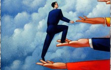 Muốn gặp được quý nhân, trước hết phải biến mình thành "viên ngọc sáng": Sở hữu 3 đặc điểm này chứng tỏ bạn có mệnh được người phù trợ!