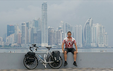 Chuyện thật như đùa về người đàn ông tuy không giàu nhưng quanh năm vẫn du lịch khắp thế giới, thậm chí tiết kiệm được khối tiền nhờ đi chơi, đã lần đầu tiết lộ bí quyết!