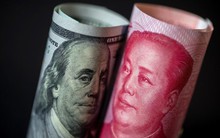 Nhà đầu tư sẵn sàng cho một cuộc chiến tiền tệ toàn diện khi Trung Quốc "đánh sập" đồng tệ