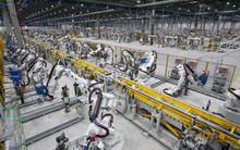 Vingroup chấp nhận thay đổi triển vọng xếp hạng tín nhiệm trong ngắn hạn để đầu tư cho sản xuất ô tô