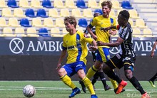 Giá trị chuyển nhượng Công Phượng tăng vọt sau khi gia nhập Sint-Truidense dù không có nhiều cơ hội ra sân