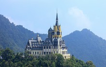 Lộ diện đại gia BĐS, ông chủ tòa lâu đài "khủng" trên đỉnh Tam Đảo