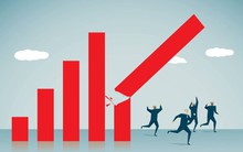 Một loạt các chỉ báo kinh tế Mỹ rơi vào "vòng nguy hiểm": Suy thoái sẽ không còn xa!