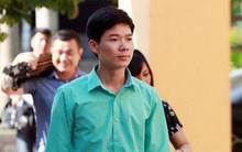 NÓNG: Sức khỏe bác sĩ Hoàng Công Lương chuyển biến xấu trước thềm phiên toà