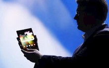 Smartphone bẻ cong Samsung sẽ có giá 31 triệu đồng khi bán ra