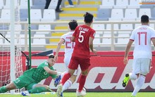 Văn Lâm cản phá xuất thần, Ngọc Hải lăn xả phòng ngự, tuyển Việt Nam thi đấu ngang ngửa Iran