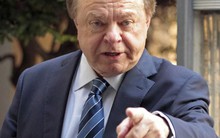 Không có thỏa thuận tiền hôn nhân, vị tỷ phú này đã mất trắng gần 1 tỷ USD khi ly dị