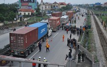 Tai nạn thảm khốc khiến 8 người chết ở Hải Dương: Thiết kế của cầu vượt đi bộ không sai!