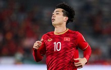 Bầu Đức, hãy để cho Công Phượng một lần được ngẩng đầu trước những Quang Hải, Văn Hậu!