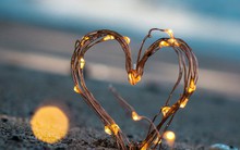 Có lẽ ai trong chúng ta cũng mơ ước một cuộc sống như thế này: Trong túi có tiền, bên cạnh có người bầu bạn, thời gian có thừa