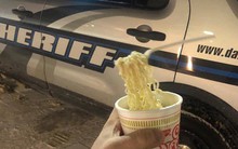 Những hình ảnh "khó đỡ" trong đợt rét kỷ lục ở Mỹ