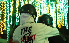 Đường phố Sài Gòn lung linh huyền ảo trong những ngày cuối năm