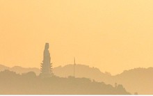 Đà Nẵng đẹp trong làn sương mờ ngày mùng 3 Tết Kỷ Hợi