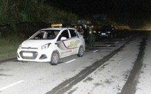 Sang Việt Nam du lịch hết tiền, hai du khách người nước ngoài cướp taxi