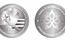 Phát hành 300 đồng xu bạc nguyên chất kỷ niệm Hội nghị thượng đỉnh Mỹ - Triều tại Việt Nam