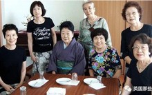 7 cụ bà độc thân rủ nhau về chung một nhà, từng chông chênh vì "không chồng" nhưng rồi nhận ra "phụ nữ mới mang lại hạnh phúc cho nhau"