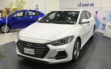 Hyundai Elantra tiếp tục giảm giá sâu, để ngỏ khả năng ra mắt sớm phiên bản 2019 cùng Tucson mới