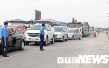 Ảnh: Đường qua phà sang Cát Bà du lịch thông thoáng ngày đầu nghỉ lễ