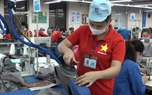 Chuẩn bị bàn phương án tăng lương tối thiểu vùng: Băn khoăn tiêu chí mức sống tối thiểu