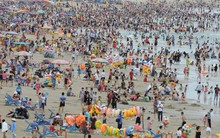 Chen nhau xuống biển Vũng Tàu