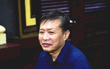 Nguyên trung tá công an tất toán khống 1.900 lượng vàng khai gì?