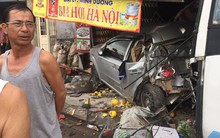 Tai nạn liên hoàn, một phụ nữ đi xe đạp điện bị xe khách đâm tử vong