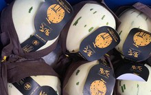 Dưa Nhật Bản ngọt như sữa đắt khách ngày hè nắng nóng